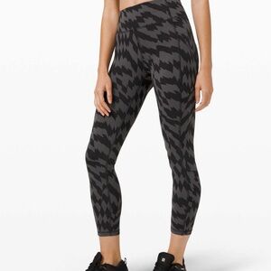 Lululemon Invigorate High Rise Crop 23” Voltage Graphite Grey Black 6